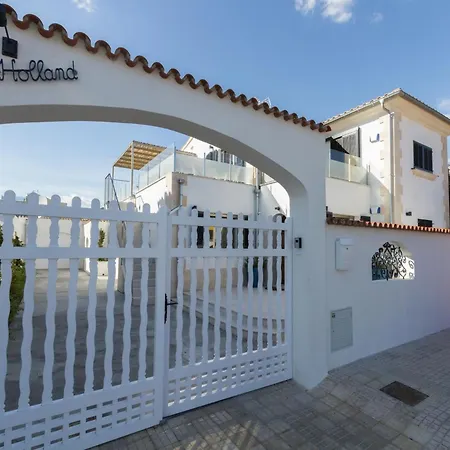 Beachfront With Pool, Puerto Pollenca Port de Pollença