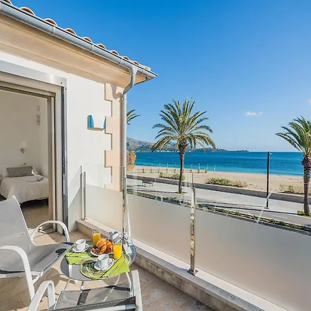 Beachfront With Pool, Puerto Pollenca Port de Pollença